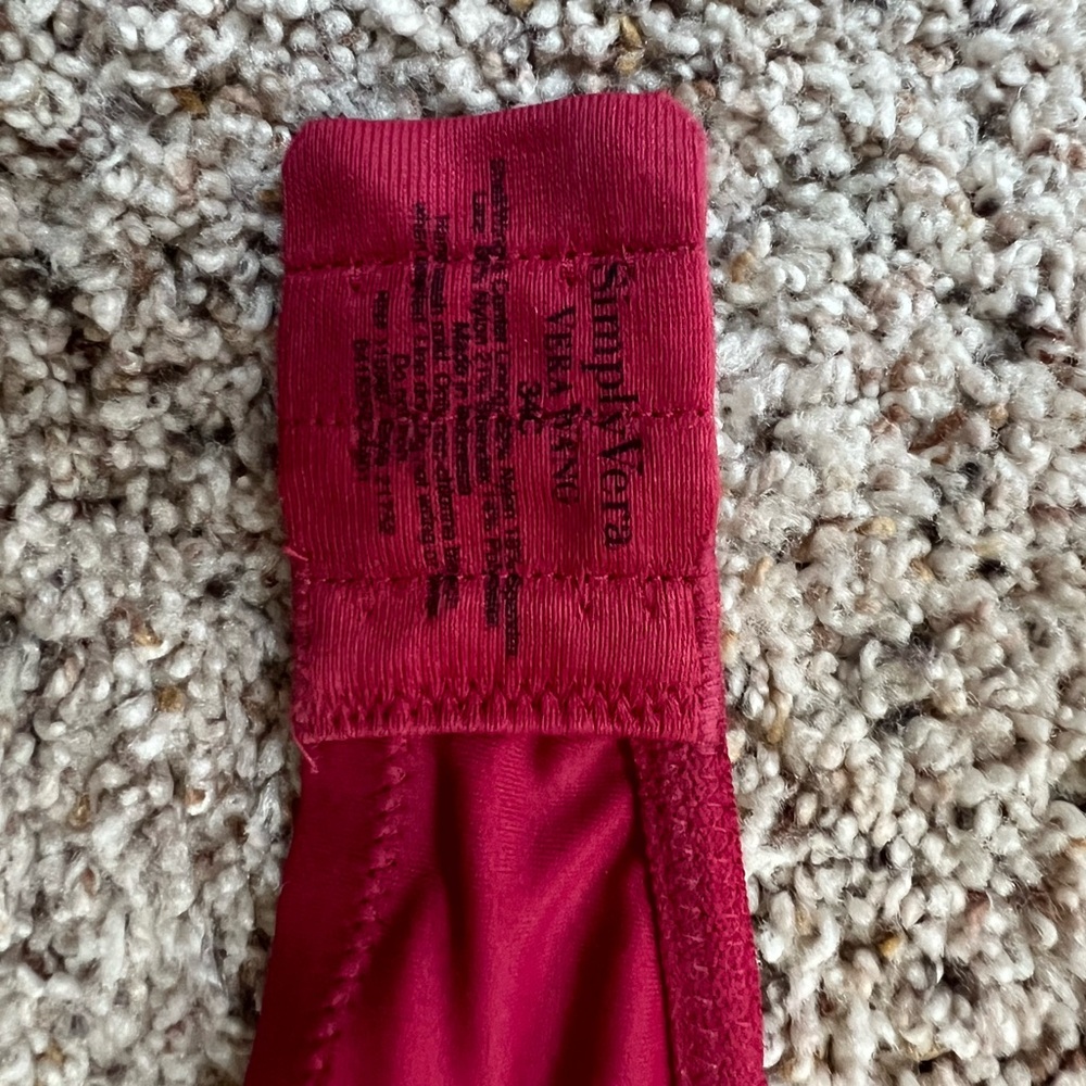 Simply Vera Vera Wang Red Seamless Bra